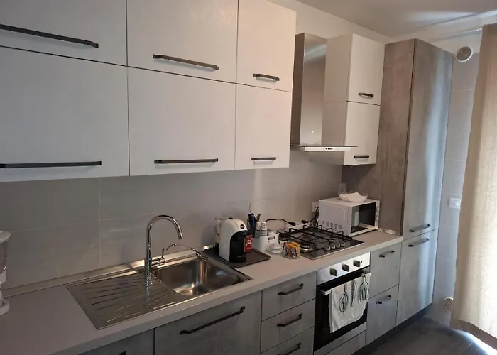 Maison d'hôtes Airport Palese Deluxe 28 3*